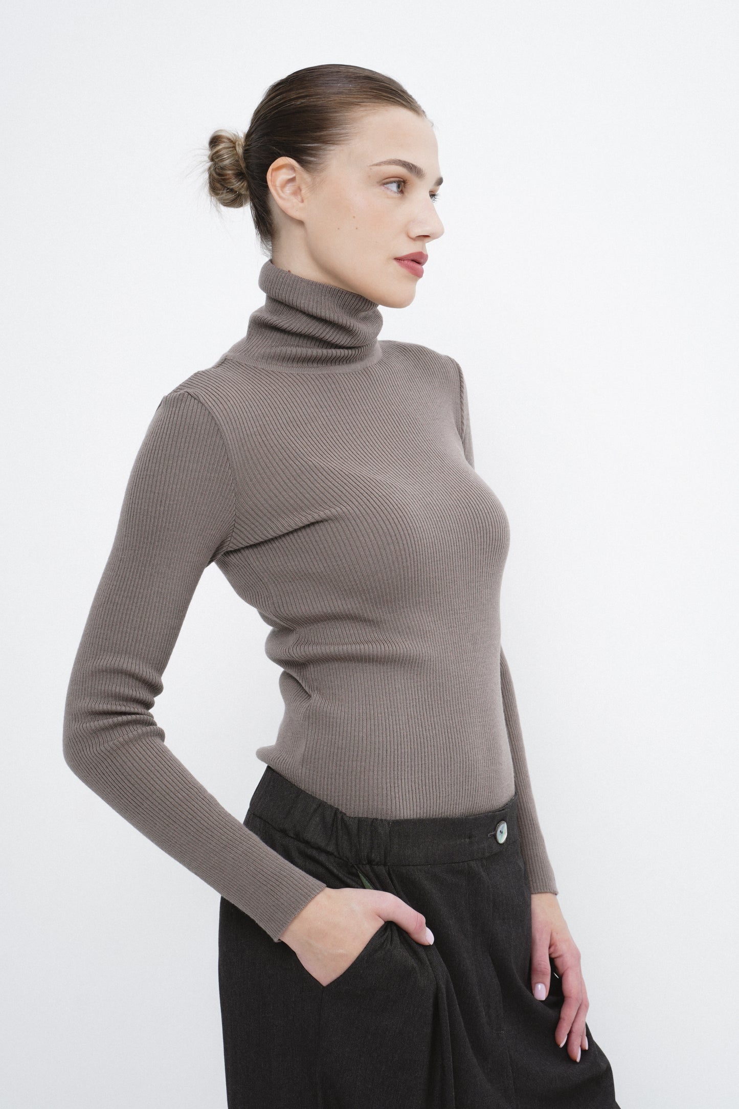 Merino wool turtleneck SKYE