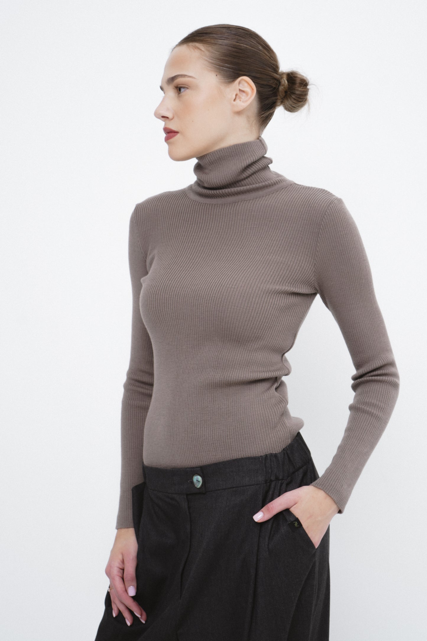 Merino wool turtleneck SKYE