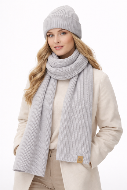 Merino wool beanie and scarf set Pearl grey